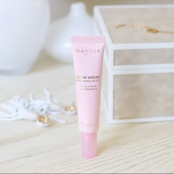 WANDER BEAUTY
Glow Ahead Illuminating Face Oil - Picture 5 of 5